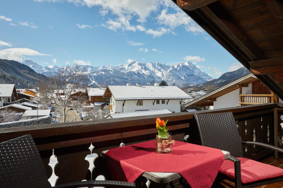 Hotel Garni Zugspitz Hotel in Garmisch-Partenkirchen