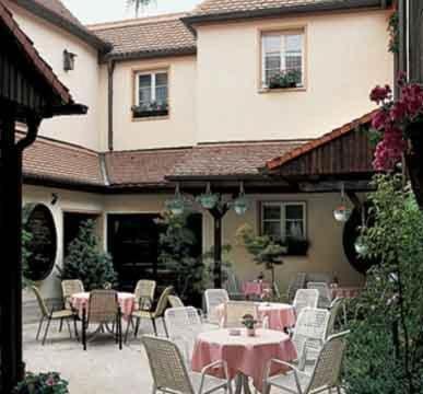 Hotel Altdeutsche Weinstuben Hotel in Thuringia, Germany