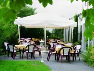 Hotel Kreuz Gastehaus und Lauchertbar mit Terrasse Hotel in Baden-Württemberg
