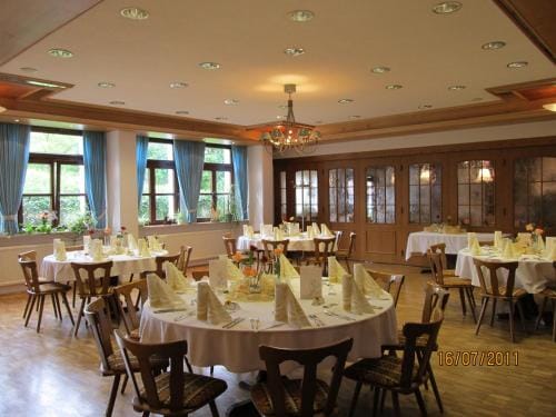 Landgasthof Hotel Zur Linde im Taunus Hotel in Hochtaunuskreis