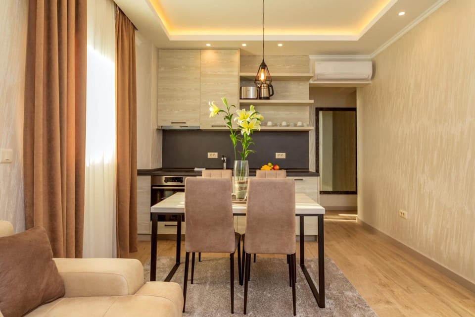 Luxury Apartments Queen Hotel in Budva Municipality