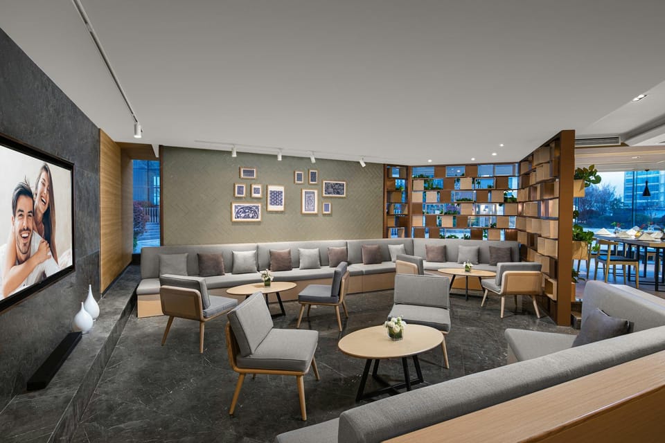 Joysuites Nantong Hotel in Suzhou