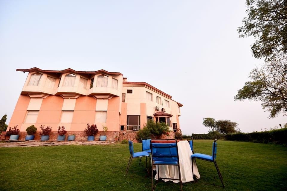 Regency Resorts Hotel in Uttar Pradesh