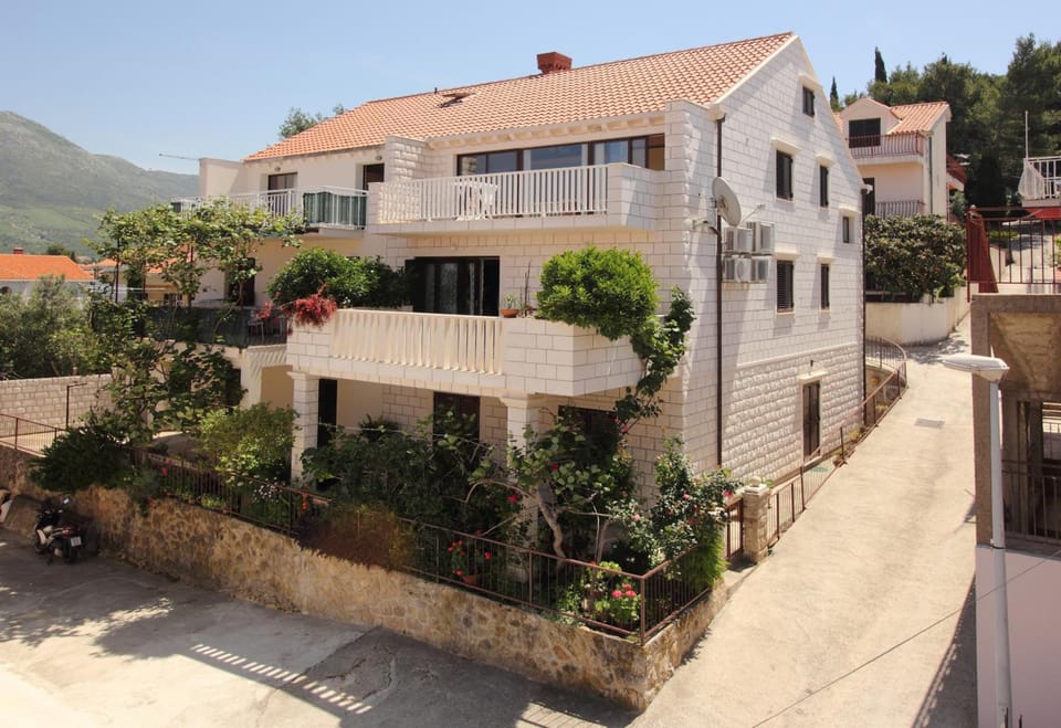 Apartments Magda Hotel in Cavtat