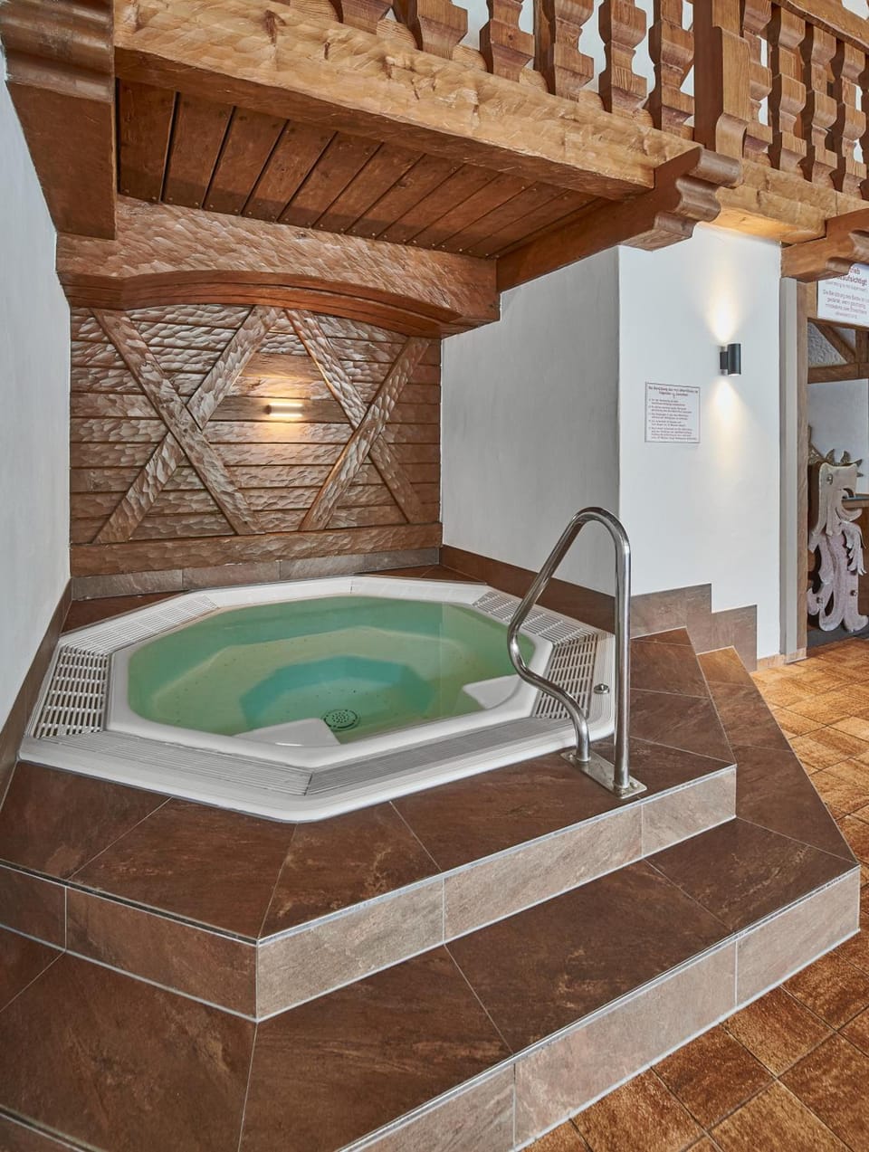 Aktivhotel & Gasthof Schmelz Ihr familienfreundliches Urlaubs Hotel mit Wellness, Almsauna, Chiemgau Hotel in Berchtesgadener Land
