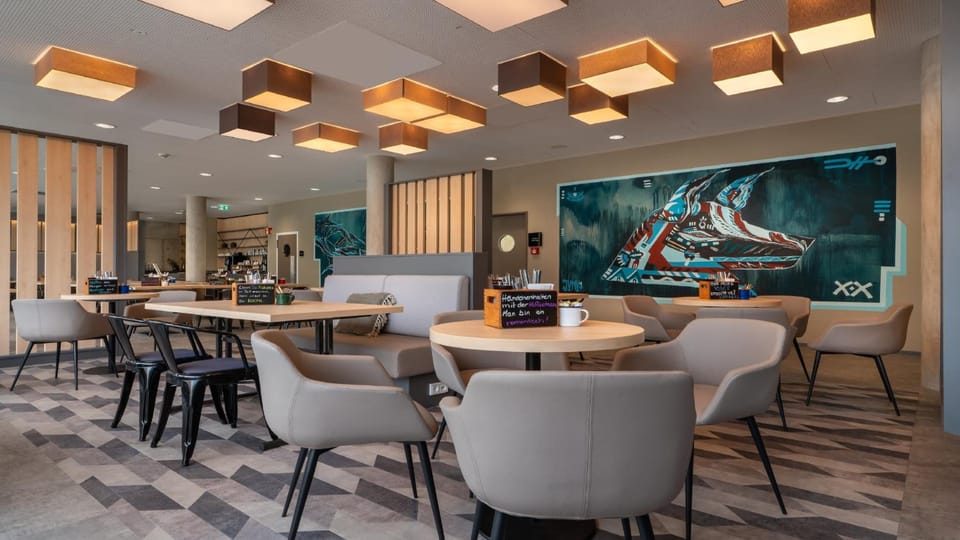 Holiday Inn - the niu, Timber Esslingen by IHG Hotel in Esslingen