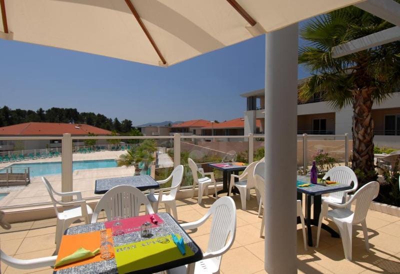 Les Parasols d'Argens Hotel in Roquebrune-sur-Argens