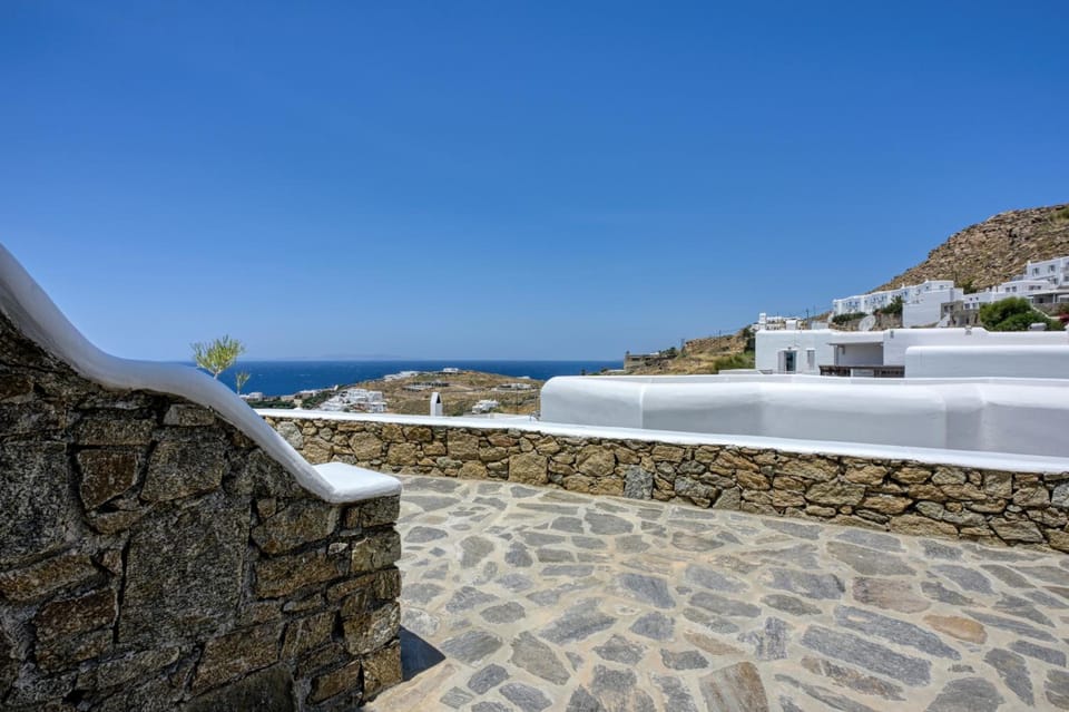 Paolas Beach Apartment hotel in Mykonos, Mikonos 846 00, Greece