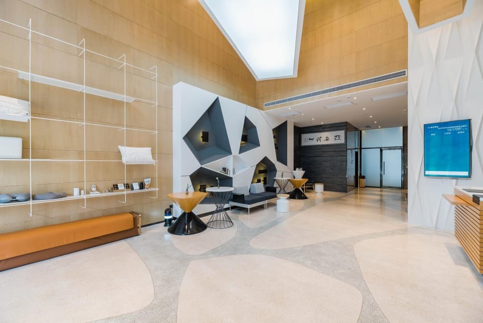 Atour Hotel Hangzhou Future Tech Zone Haichuang Park Hotel in Hangzhou