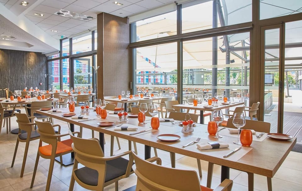 Spark by Hilton Lyon Park Saone Hotel in Caluire-et-Cuire