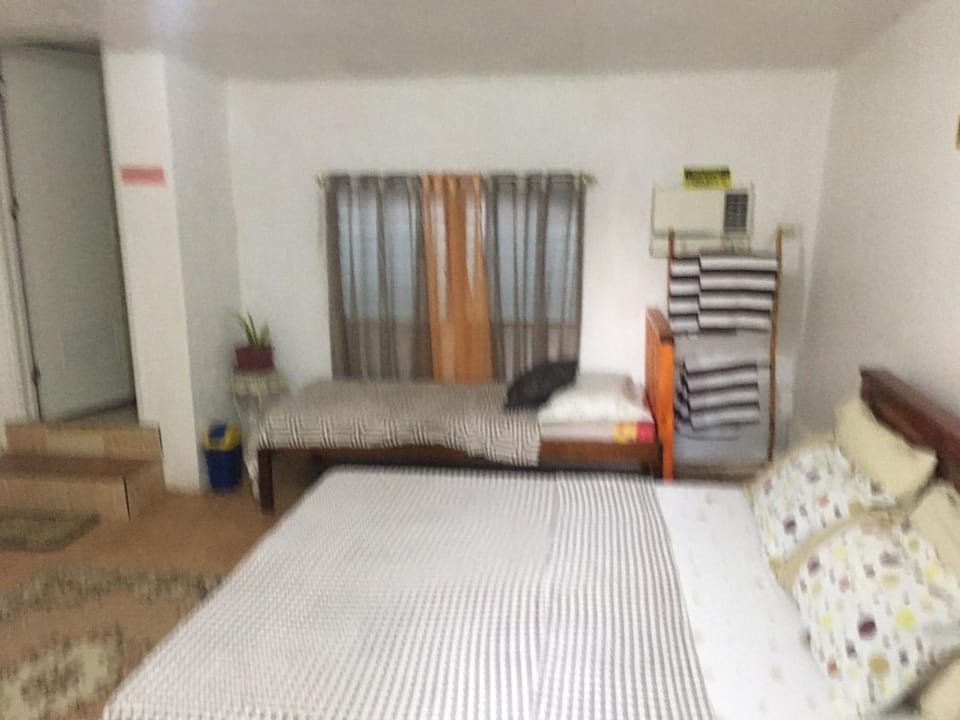 D & N LODGE Hostel in Central Visayas