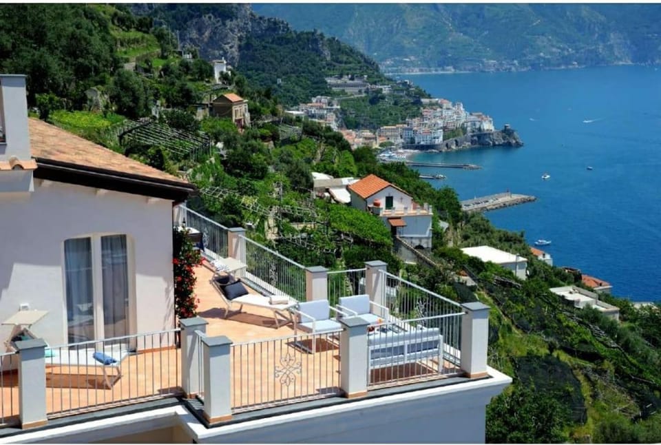 Amalfi Blu Retreat Hotel in Amalfi