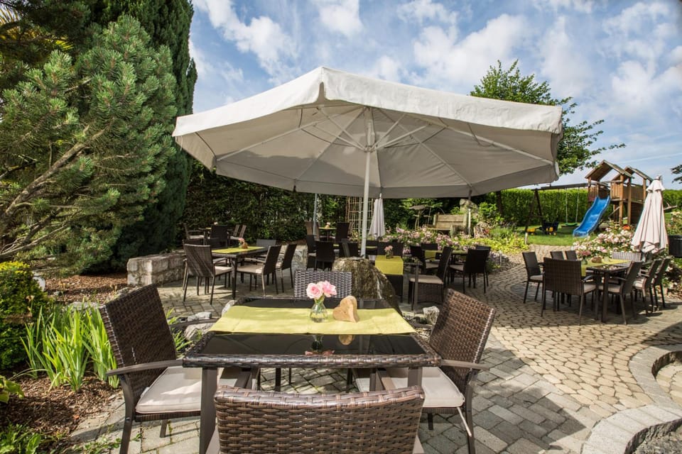 Hotel & Restaurant "Am Obstgarten" Hotel in Friedrichshafen