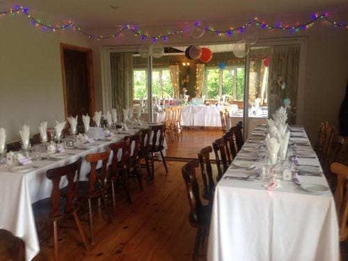 Keane's Bar & Restaurant Motel in County Clare