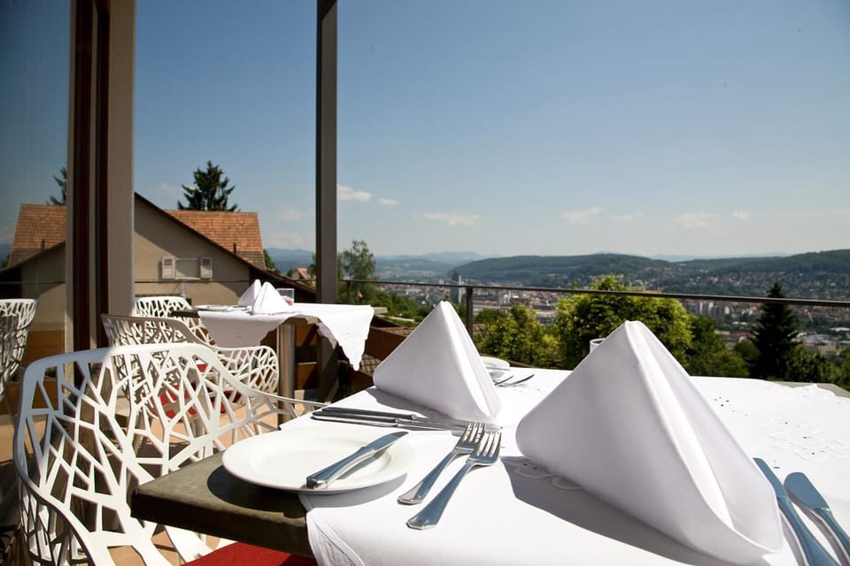 Restaurant-Hotel Maien Hotel in Weil am Rhein