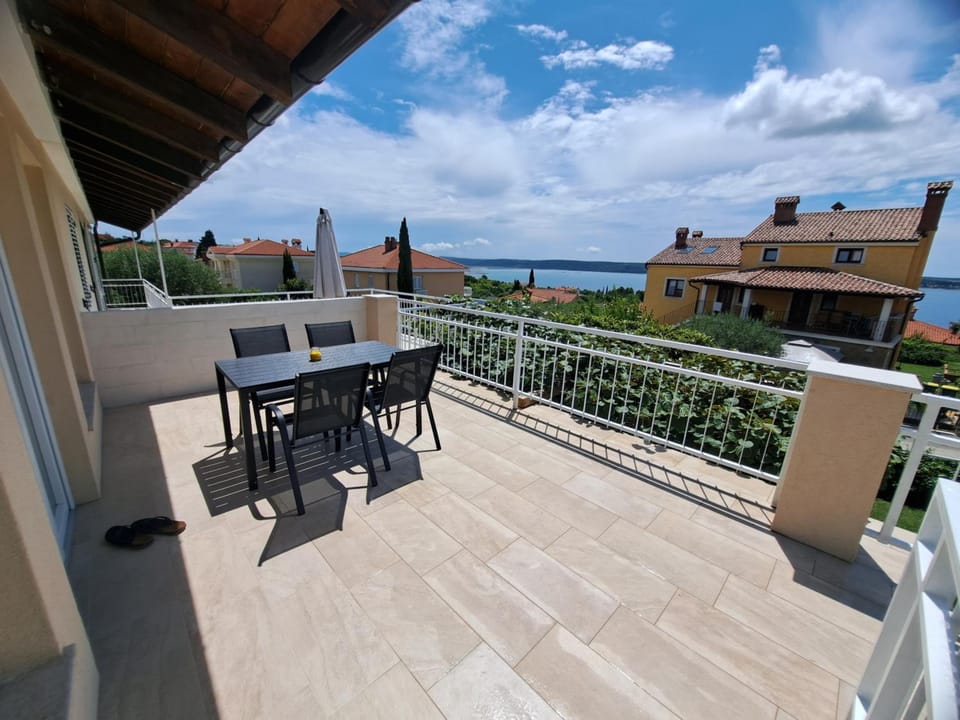Apartments Pronavtik Hotel in Piran