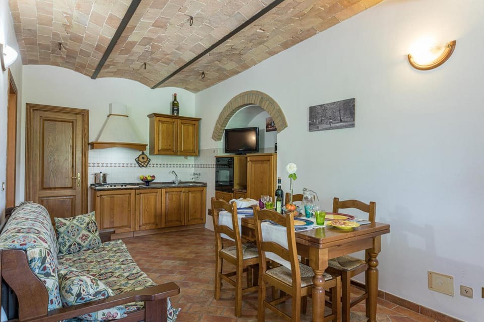 Agriturismo Colline di Volterra Hotel in Tuscany
