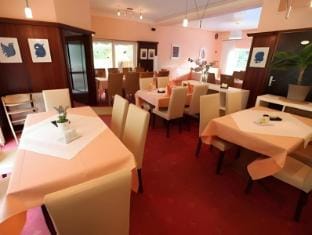 Hotel Sonnenhof Hotel in Saarland, 66, Germany