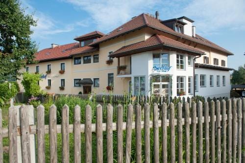 Hotel Seehof Hotel in Carinthia, Austria
