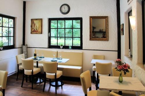 Haus Teufenbach Hotel in Bad Neuenahr-Ahrweiler