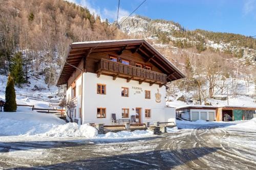Apart Falkneralm Hotel in Trentino-South Tyrol