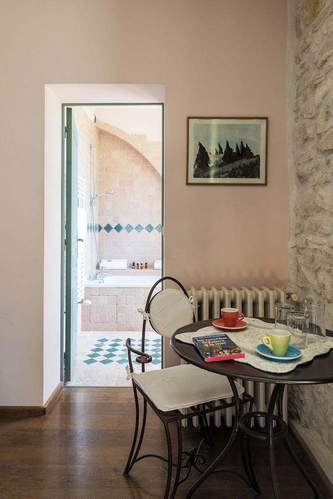 Hotel Mas Vidau Porte des Alpilles Hotel in Tarascon