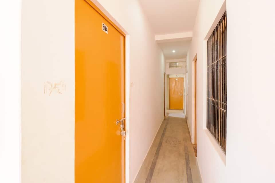 Hotel O New Suhani House Hotel in Varanasi