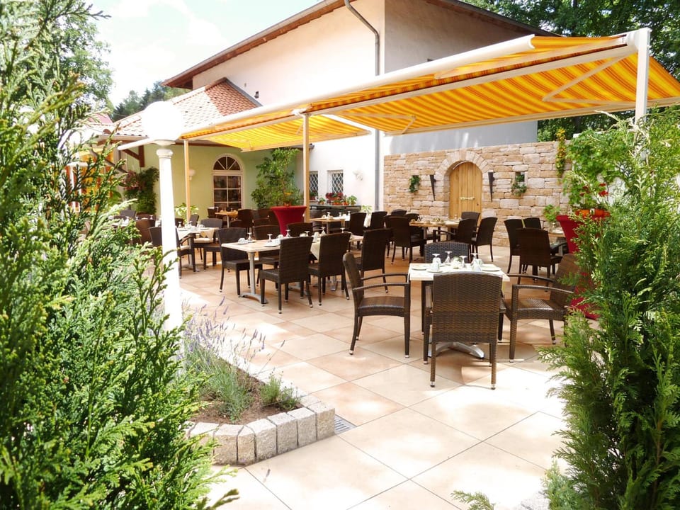 Hostellerie Bacher Hotel in Saarland, 66, Germany