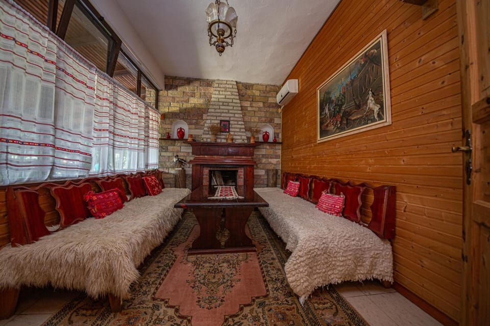 Bar/lounge