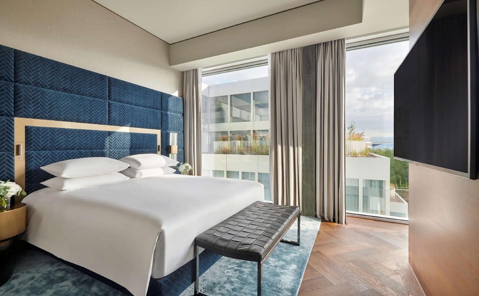Suite room
