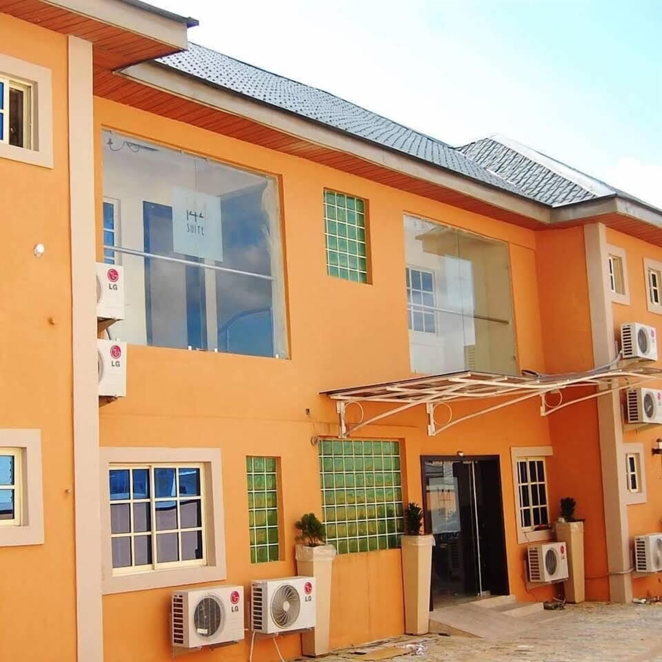 House 9 Royale, Ikeja Hotel in Lagos