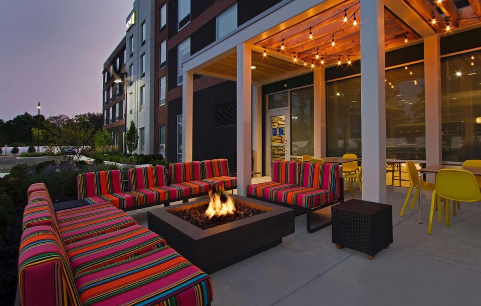 Home2 Suites by Hilton Grove City Columbus Hotel in Grove City