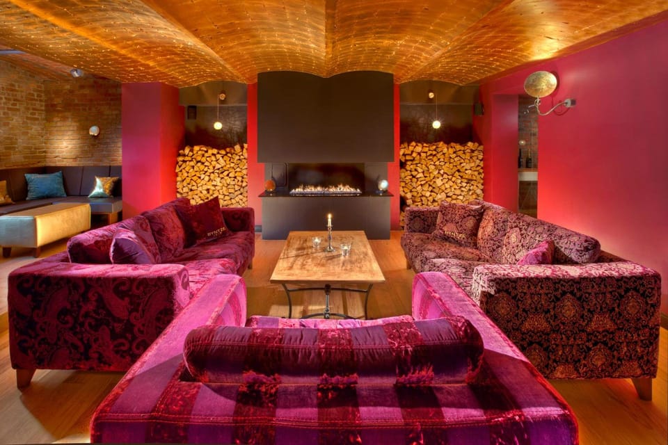 Bar/lounge