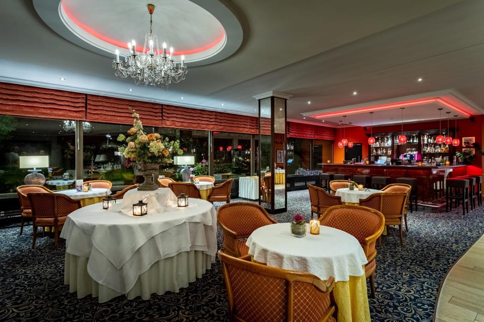 Bar/lounge