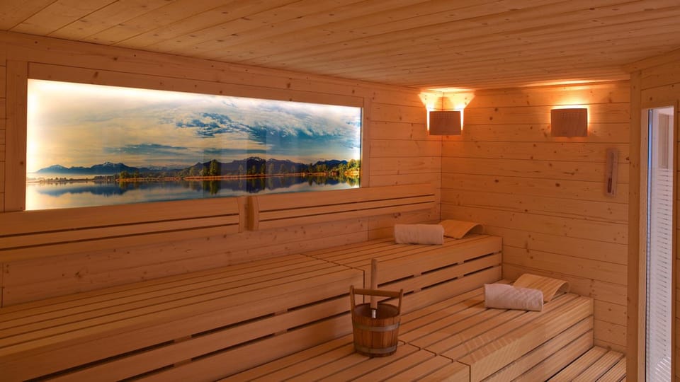 Yachthotel Chiemsee GmbH Hotel in Prien am Chiemsee