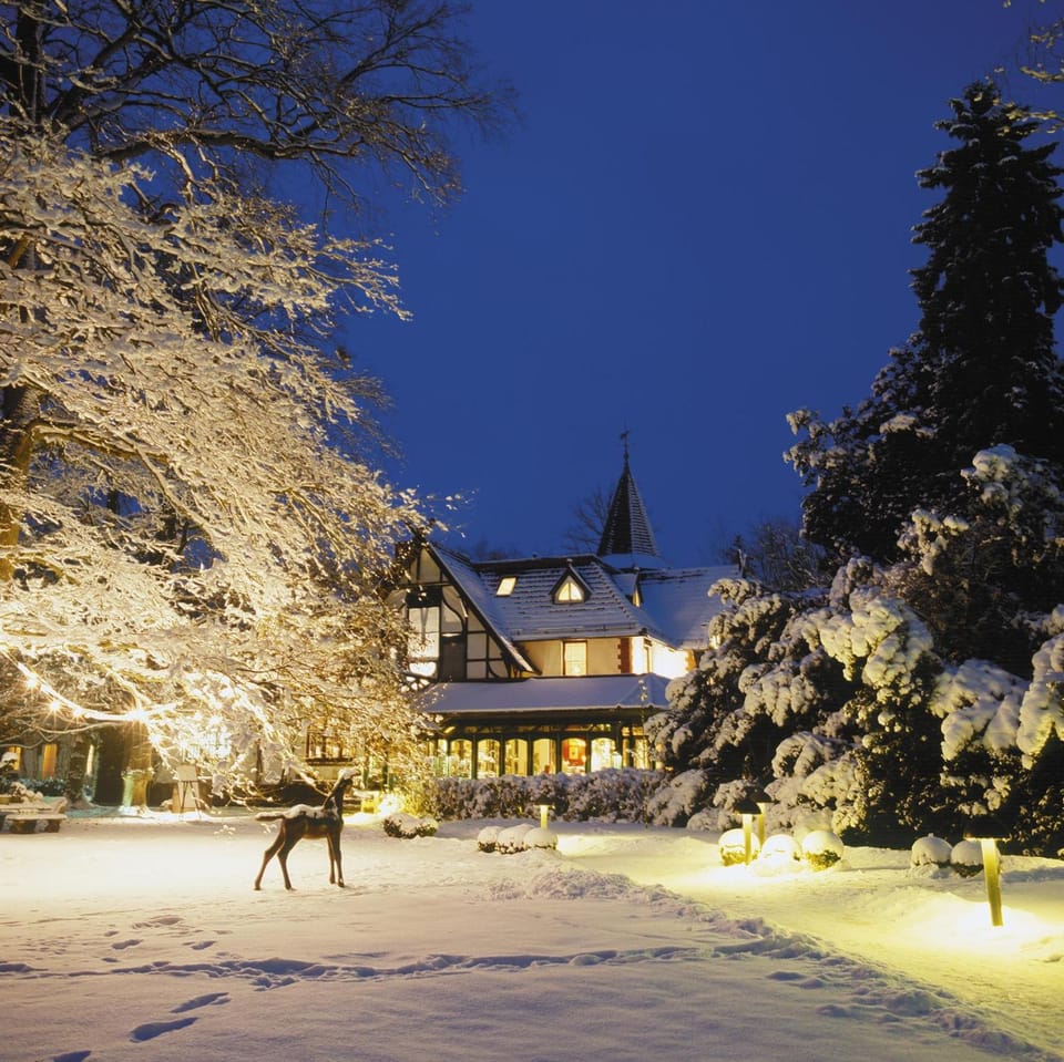 Romantik Hotel Jagdhaus Waldfrieden Hotel in Schleswig-Holstein