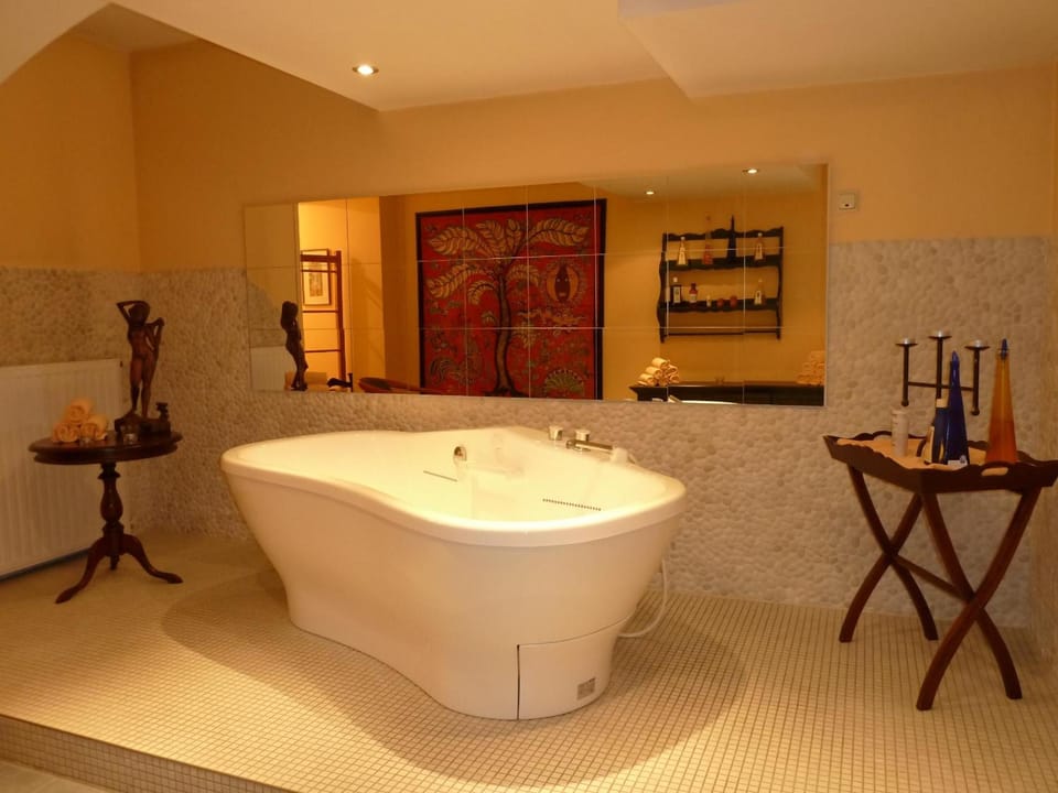 Schlosshotel Ralswiek Hotel in Mecklenburg-Vorpommern, Germany