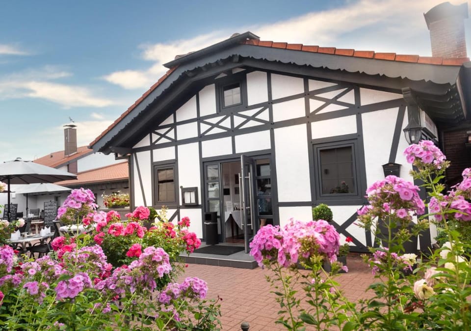 Hotel Rosenhof GmbH Hotel in Ramstein-Miesenbach