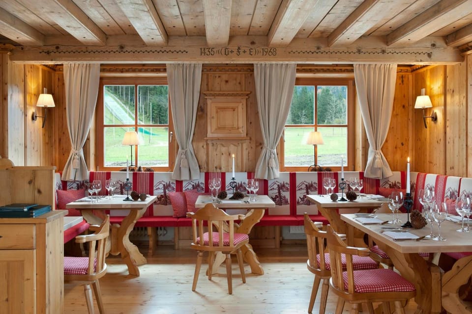 Relais & Chateaux Gut Steinbach Hotel Chalets SPA Hotel in Salzburgerland