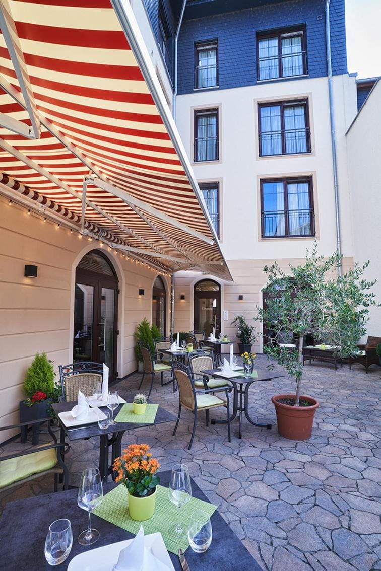 Altdeutsche Weinstube - Superior Hotel in Mainz-Bingen