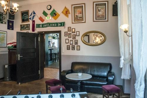 Hajo´s Germania Lodge & Irish Pub Lodge in Mainz-Bingen