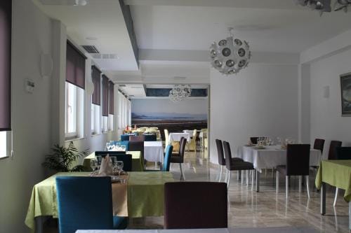 Apartmani Monaco Hotel in Dubrovnik-Neretva County
