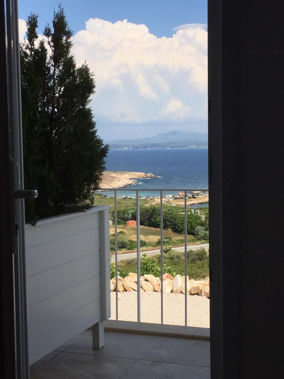 Aika Akvaryum Hotel in Decentralized Administration of the Aegean