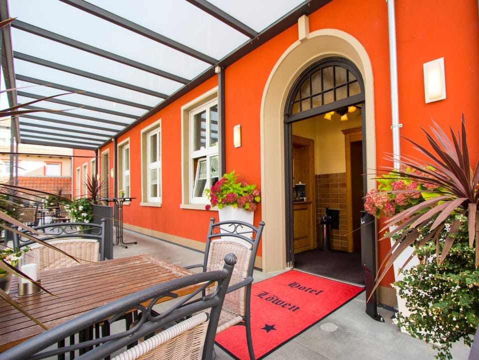 Hotel Lowen Garni - B&B Hotel in Rust