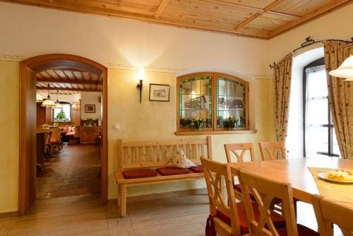 Gasthof Mayrwirt Hotel in Berchtesgadener Land