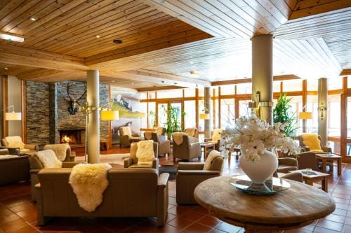 Hotel Das Gastein - ganzjahrig inklusive Alpentherme Gastein & Sommersaison inklusive Gasteiner Berg Hotel in Bad Hofgastein