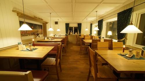 Schliersberg Alm Hotel in Schliersee