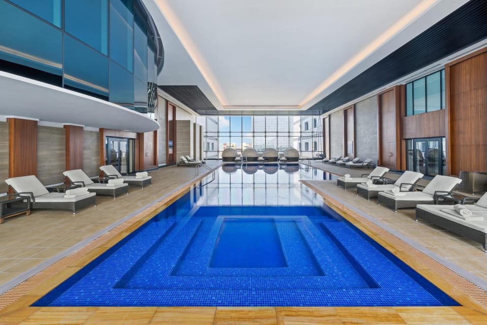 Swimming pool