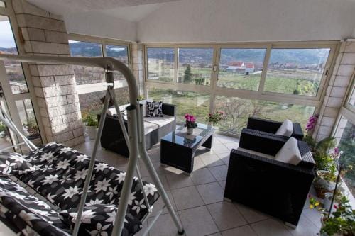 Villa Almas - Heated Pool, Sauna, Gym and Tennis Court Hotel in Šibenik-Knin County, Croatia