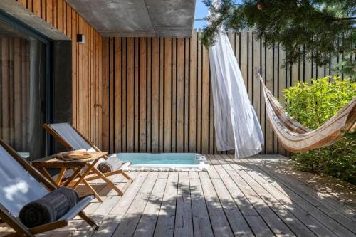 Bien Loin d'Ici Spa B&B Hotel in Nimes